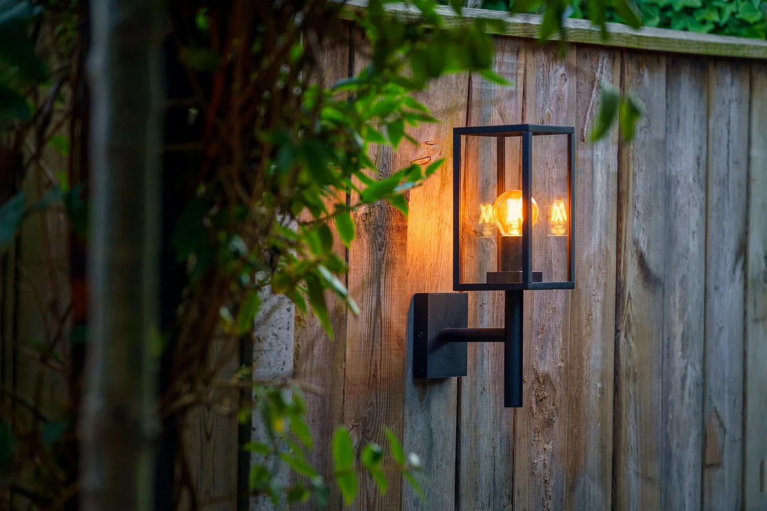 Garden Lights Wandlamp Celata Zwart 12 X 19 X 38 Cm 4 Garden Lights Wandlamp Celata Zwart 12 X 19 X 38 Cm - Afbeelding 2