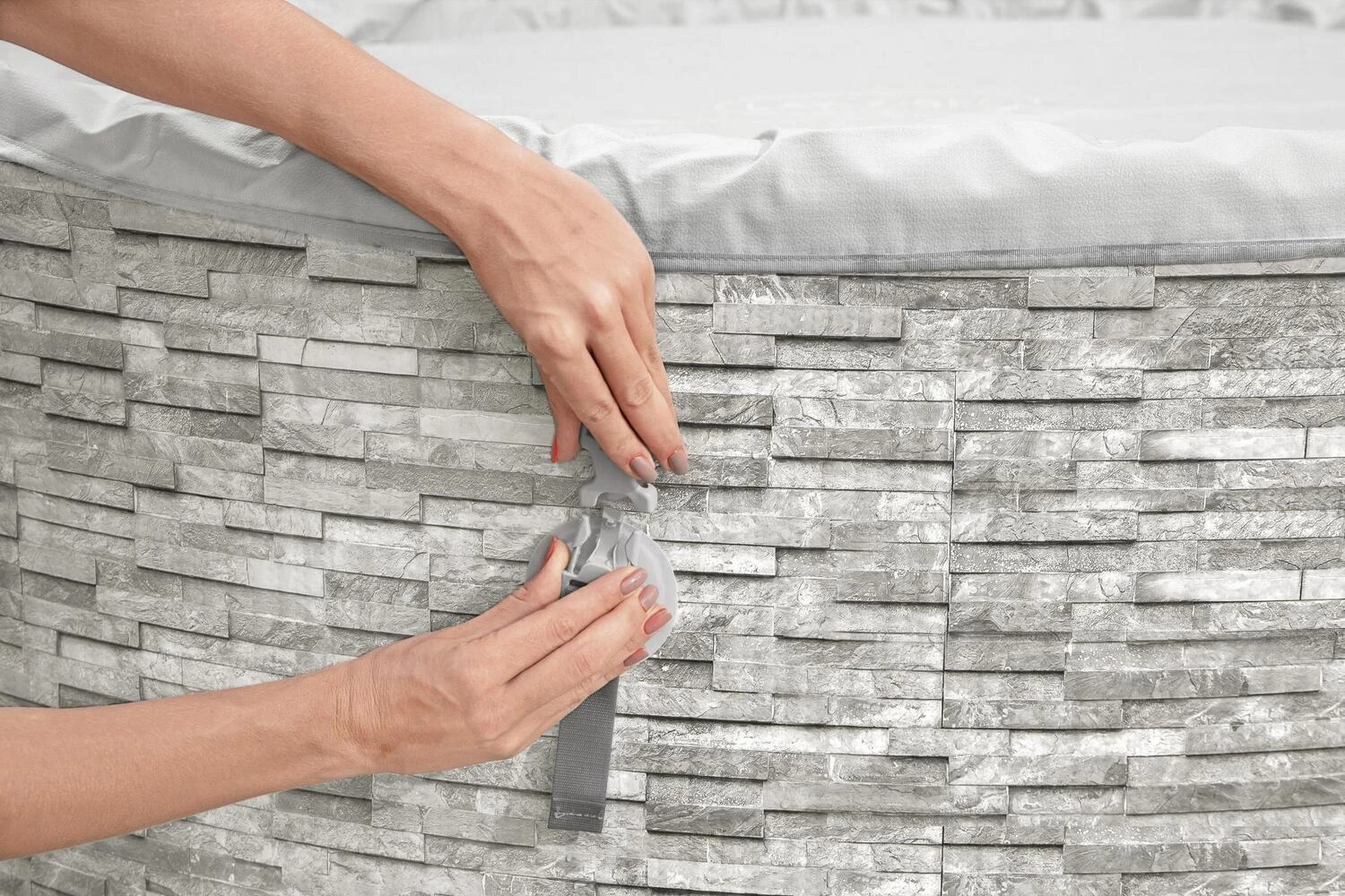 Bestway Opblaasbare Jacuzzi Lay-Z-Spa Vancouver Plus Rond Grijs D 155 H 60 Cm 11 Bestway Opblaasbare Jacuzzi Lay-Z-Spa Vancouver Plus Rond Grijs D 155 H 60 Cm - Afbeelding 9