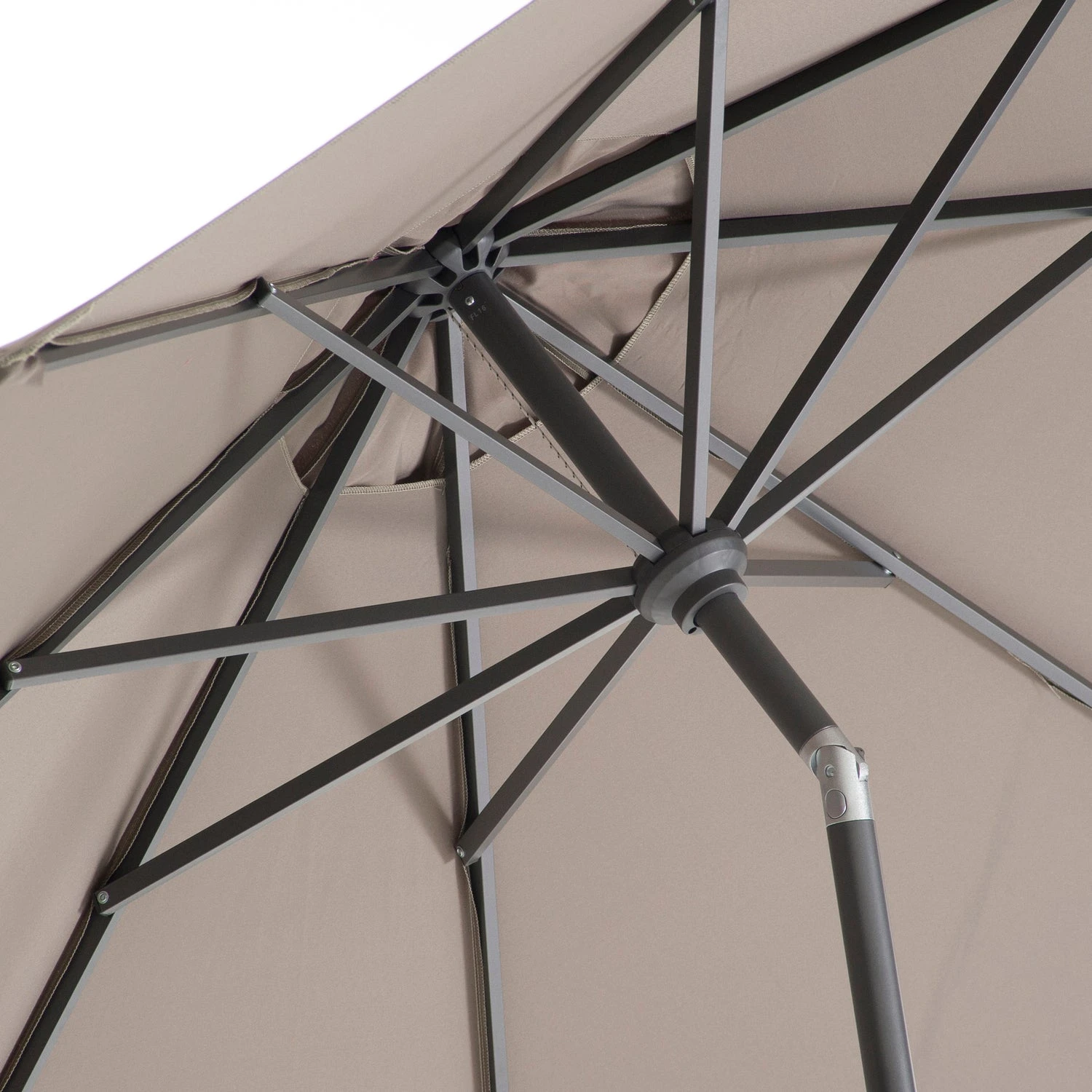Intratuin Parasol Trinidad Taupe 80+UV D 300 Cm 4 Intratuin Parasol Trinidad Taupe 80+UV D 300 Cm - Afbeelding 2