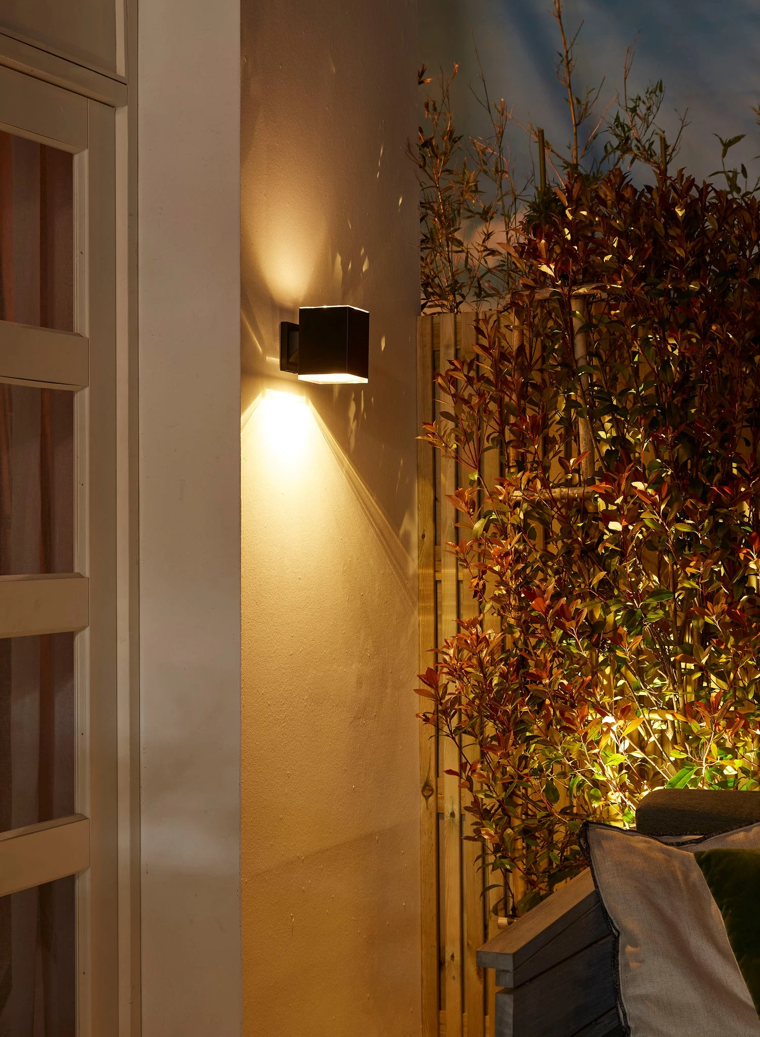 Luxform Lighting Solar Wandlamp Maine Zwart 11 X 16,7 X 15,5 Cm 6 Luxform Lighting Solar Wandlamp Maine Zwart 11 X 16,7 X 15,5 Cm - Afbeelding 4