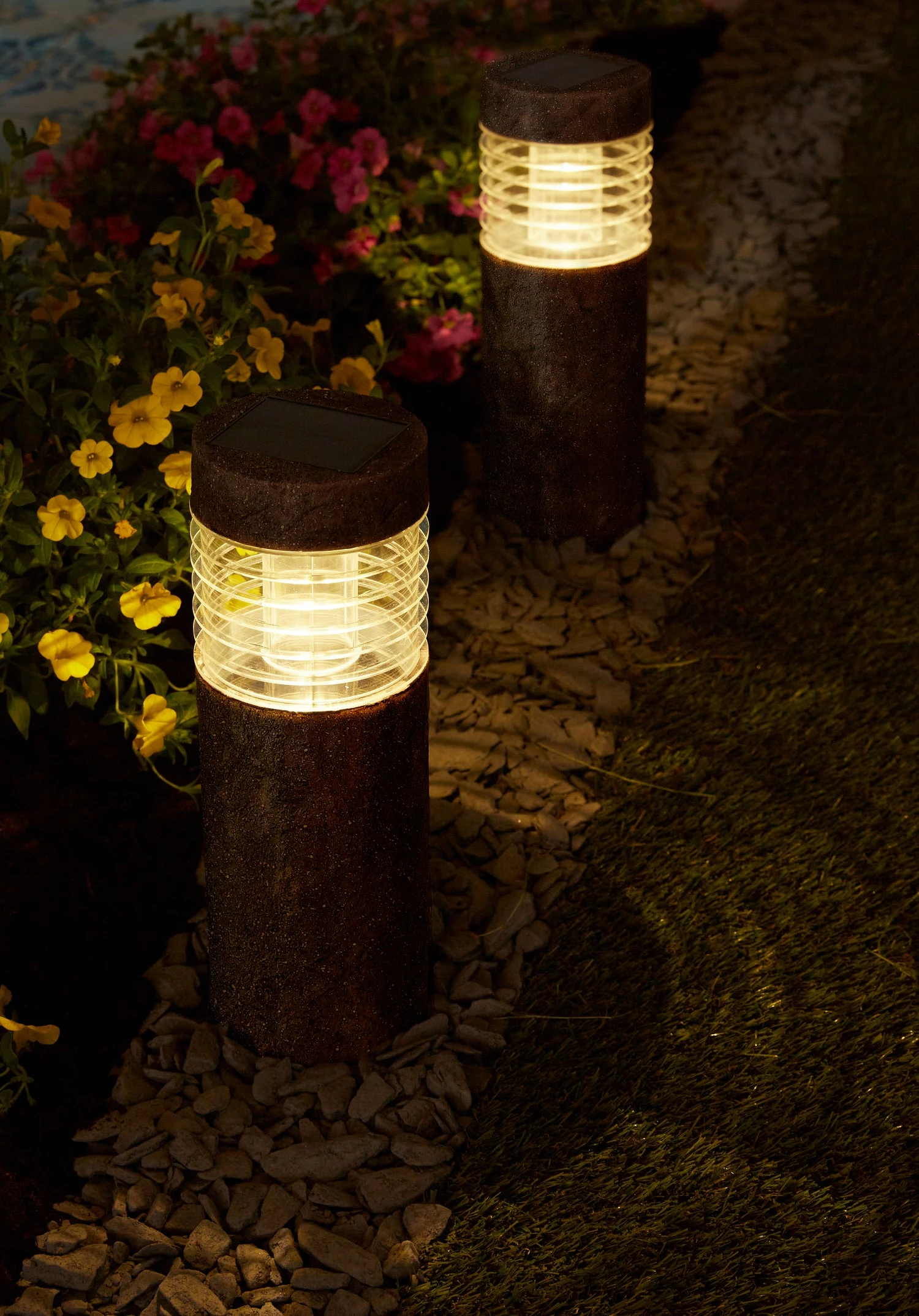 Luxform Lighting Solar Staande Buitenlamp Iowa Grijs D 10 H 50 Cm 5 Luxform Lighting Solar Staande Buitenlamp Iowa Grijs D 10 H 50 Cm - Afbeelding 3