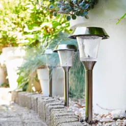 Luxform Lighting Solar Staande Lamp Comet RVS 15 X 15 X 33,8 Cm 9 Luxform Lighting Solar Staande Lamp Comet RVS 15 X 15 X 33,8 Cm -Goedkope Hof Liefde Winkel 8719099291290 2