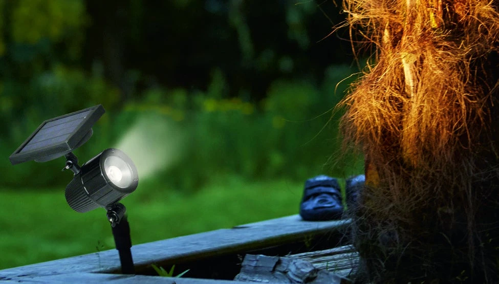 Luxform Lighting Solar Tuinspot Salamanca Zwart 12,5 X 7,8 X 26 Cm 4 Luxform Lighting Solar Tuinspot Salamanca Zwart 12,5 X 7,8 X 26 Cm - Afbeelding 2