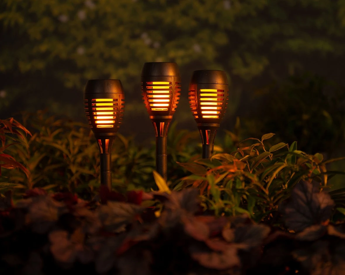 Lumineo Solar Fakkel Warm Wit Zwart D 7,5 H 27 Cm 4 Stuks 4 Lumineo Solar Fakkel Warm Wit Zwart D 7,5 H 27 Cm 4 Stuks - Afbeelding 2