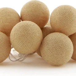 Cotton Ball Lights Lichtsnoer Wood Starter Kit Geel 7,4 M Met 20 Lampen